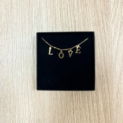 Outlet: Love Bracelet